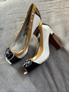 White, Black & Tan Peep-Toe Block Heel Pumps with Studs